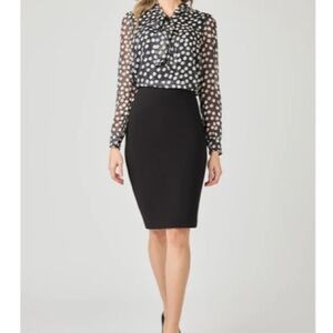 Femme de Carriere Wool Pencil Skirt